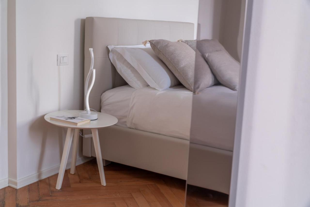 Design Apartment With Balcony On The Grand Canal R&R Venezia Esterno foto